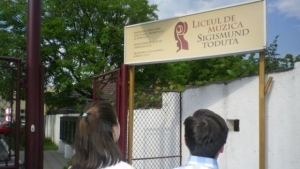 liceul_sigismund_toduta