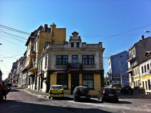 283790_4276758395132_787576572_n