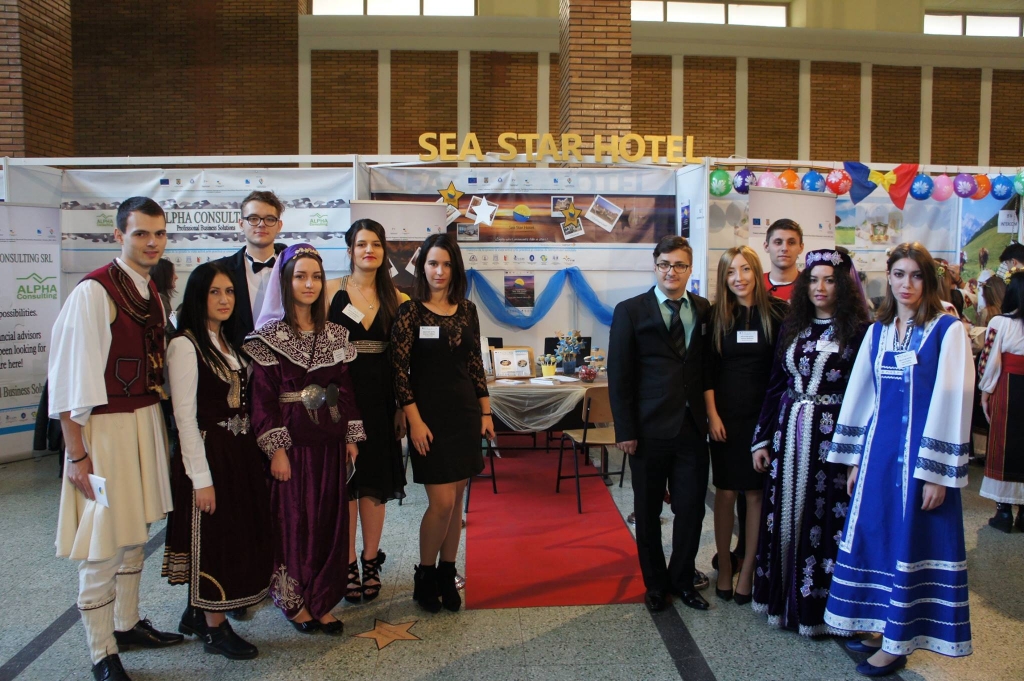 12247689_1179405818742639_2068677941069360970_o