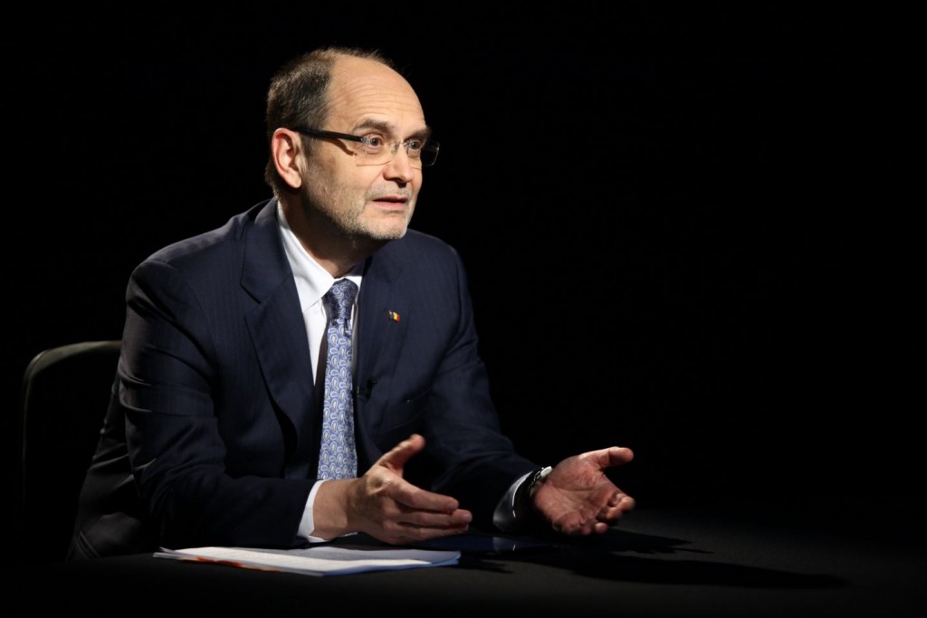 ministrul-educatiei-adrian-curaj