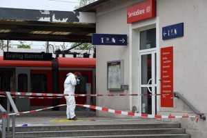 homme-agresse-aube-quatre-hommes