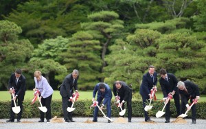 TOPSHOT-JAPAN-G7-SUMMIT