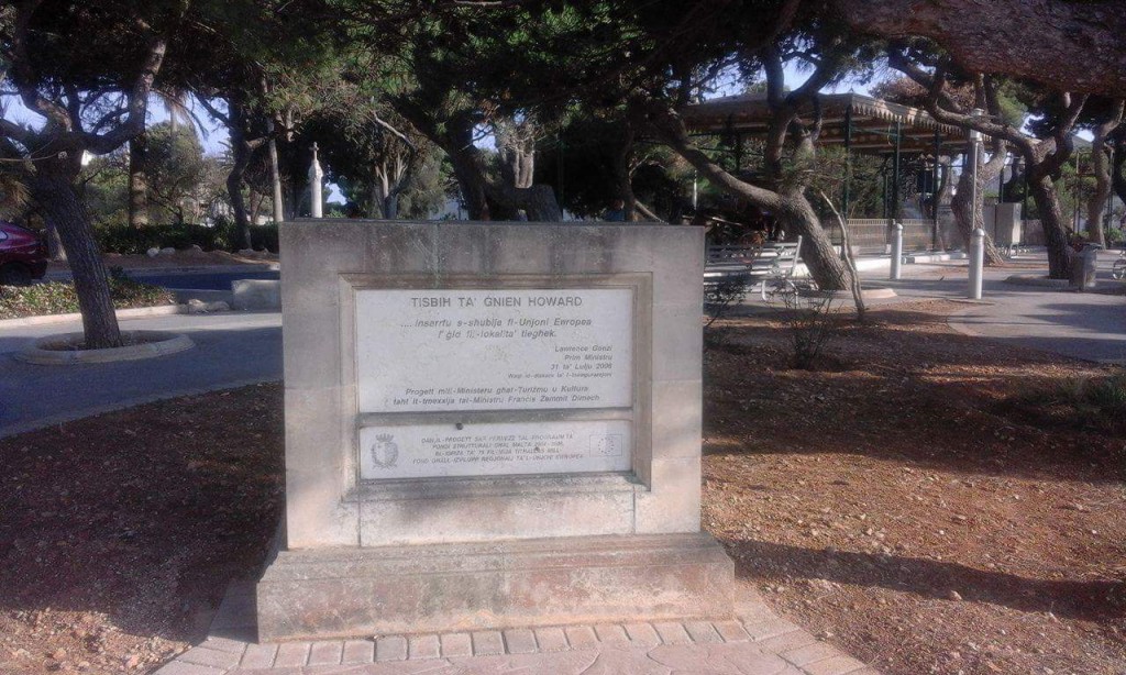 received_1615878498725558