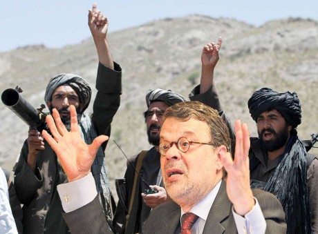 daniel-barbu-si-talibanii-460x339