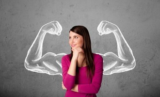 Femeia de succes: 3 tips-uri pentru a fi INCREZATOARE in fortele proprii!