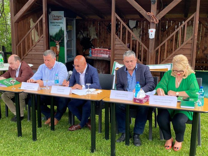 received_272241977519635