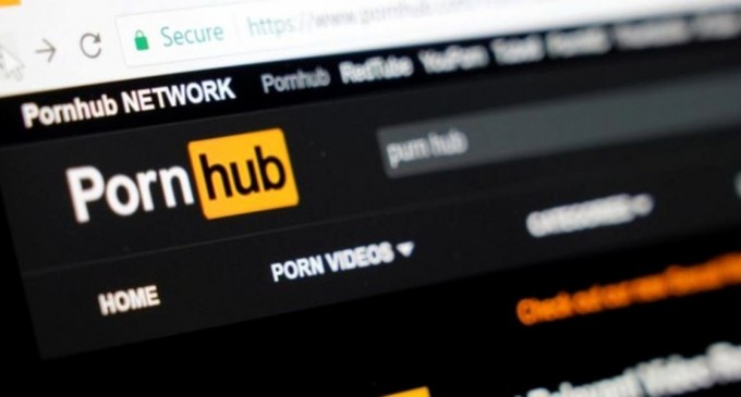 Pornhub a eliminat milioane de video-uri, în contextul unui scandal privind conținutul ilegal – International