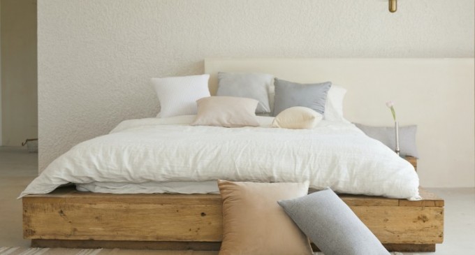 Cât de frecvent ar trebui să schimbăm lenjeria de pat?