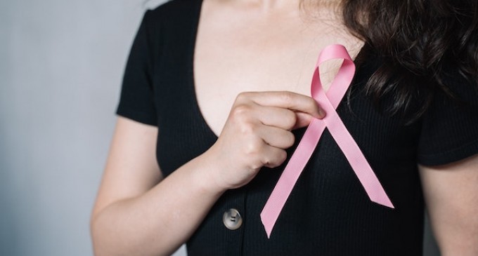 Cancerul mamar: ce este și cum poate fi prevenit