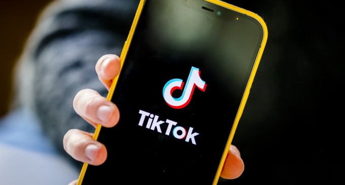 TikTok, investigată de FBI pentru spionarea unor jurnalişti