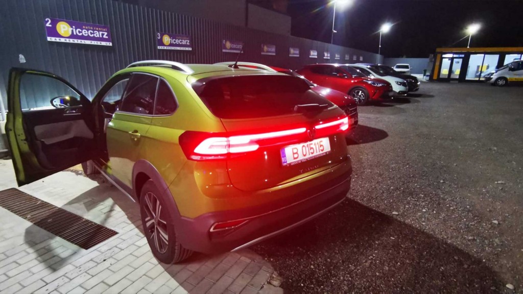 confort-i-relaxare-o-vacan-a-superba-la-volanul-unei-ma-ini-de-lux4