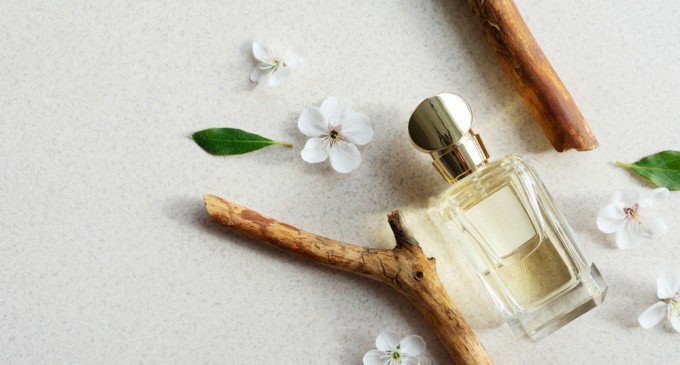 Parfumuri naturale: arome captivante și sursă de energie pozitivă